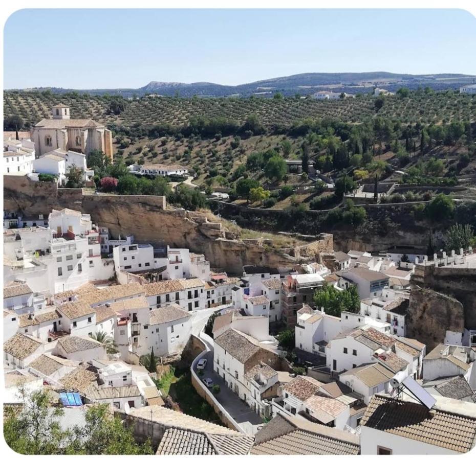 La Casa Del Rio Lejlighed Setenil De Las Bodegas Eksteriør billede